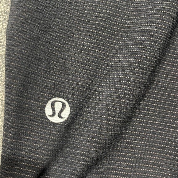 Lululemon Black Tank Adjustable Waist SZ 6-8 - Picture 5 of 5